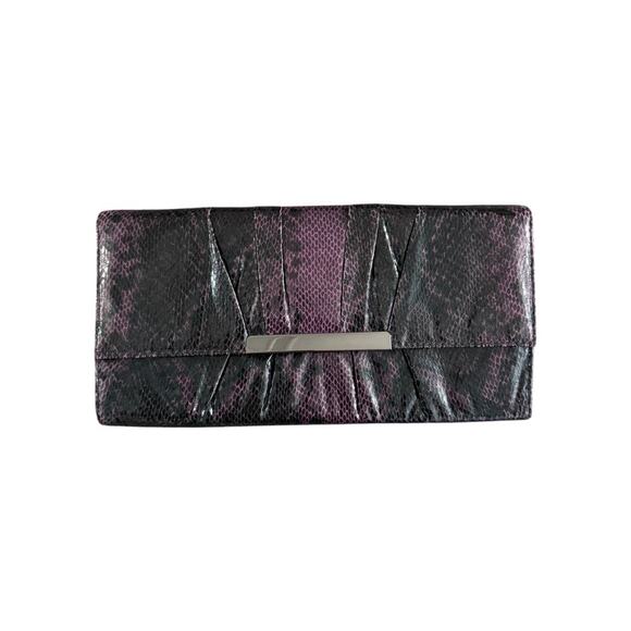 Poppie Jones Handbags - POPPIE JONES Purple & Black Snake Skin Clutch Handbag Size Large Large